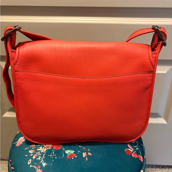 COACH Patricia 2016 Limited Edition 75th Anniversary Glovetanned Saddle Bag - Picture 2 of 8